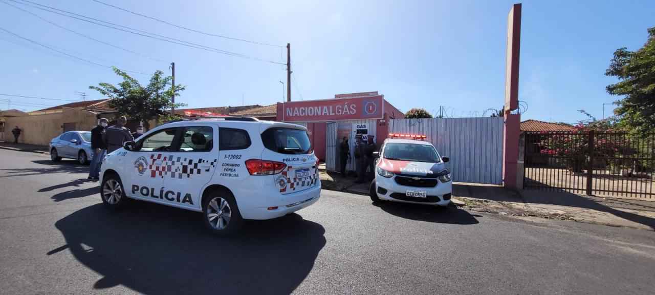 Foto 7 de 11 — Ação Violenta: Vítimas ficam feridas em tentativa de assalto no Biagioni em Araraquara